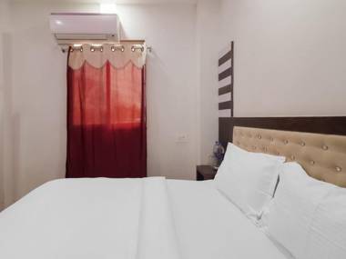 OYO 87210 Oxy Hotel Shivani