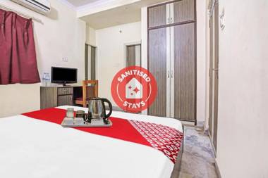 OYO 90738 Safari Residency