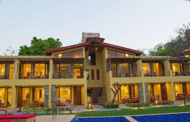 Beyond Stay Vasavana ResortCorbett