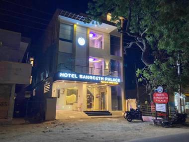 Hotel Sangeeth Palace