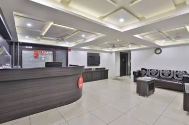 Hotel Nova Cross Road