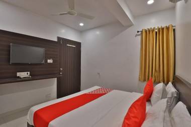 OYO 1345 Hotel S K