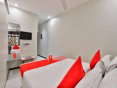 OYO 11578 Nova Hotel Nildeep