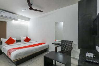 OYO 47041 Hotel Tilak