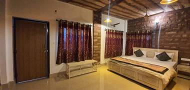 Gopal Home Stay & Guest House