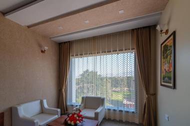 Savitri Resort