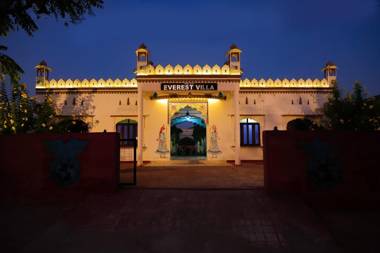 The Everest Villa