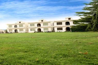 Aravali Hills Resort