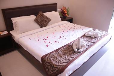 Hotel Shreehari Grand