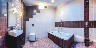 Bobby Premium Residency