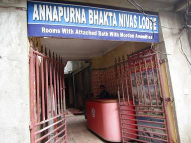 Goroomgo Annapurna Bhakta Niwas Puri