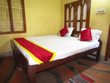 Goroomgo Annapurna Bhakta Niwas Puri