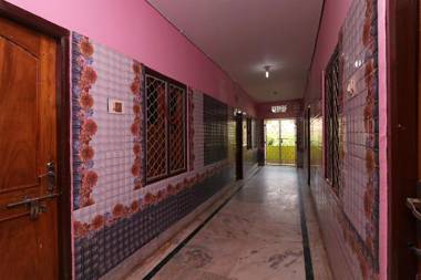 Goroomgo Ashok Royal Puri