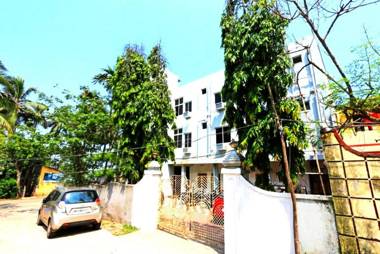 Goroomgo Dittu Holiday Inn Puri