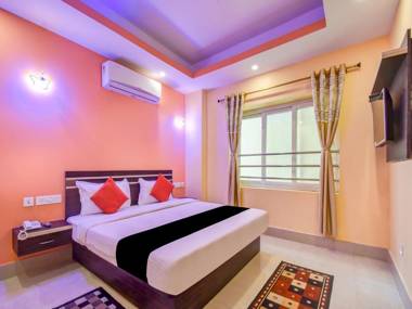 Capital O 79404 Hotel Dev Bhumi