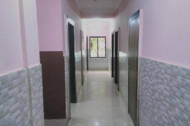 Goroomgo Samrat Palace Puri