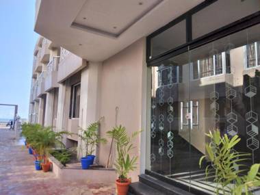 HOTEL NILADRI PREMIUM