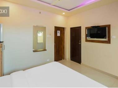 SPOT ON 88523 Blue Sagar