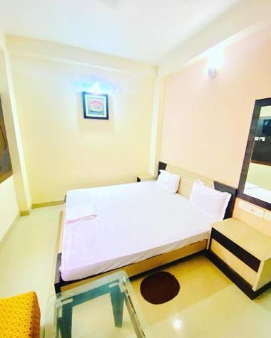 OYO 90912 Zeez Hotels Homes Pvt ltd