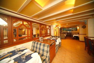 Hotel Shree Panchratna Pune