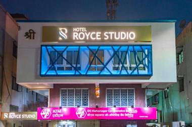 Royce Studio Apartments