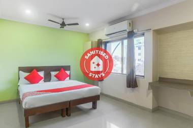 OYO 43652 Hotel Gokul Residency