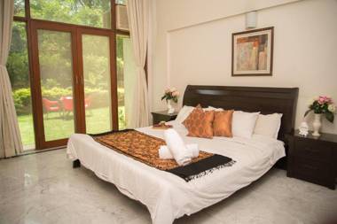 Hermitage Suites Koregaon Park Garden & Terrace Room