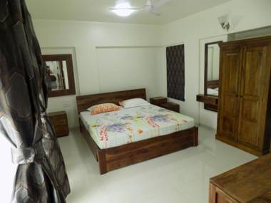 Leisurely Abode Service Apartments And Homestay