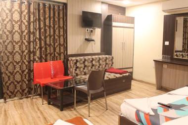Hotel Mukesh Residency