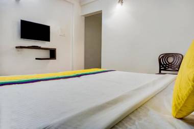 Treebo Trip Royal Samrat