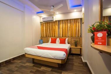 OYO 13168 Primrose Regency