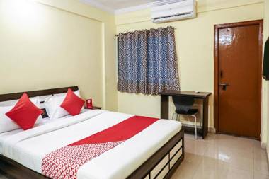 OYO Flagship 18270 Eon Studio Apartments