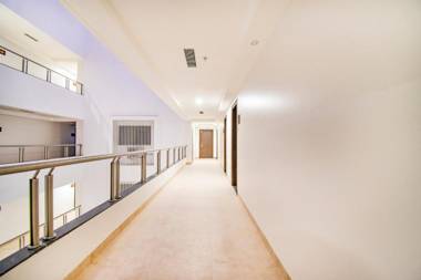 Magnus Square Business Hotel