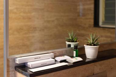 StayBird - B Suite Business Hotel Kharadi