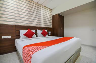 OYO Flagship 70715 Sunshine Inn