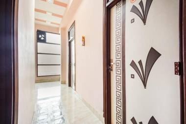 Collection O 72690 Hotel Rajvilas