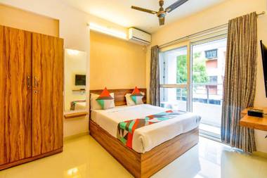 FabExpress Habitat Tingre Nagar - Fully Vaccinated Staff