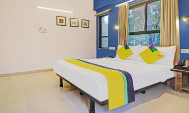 Treebo Trip Aura Homes