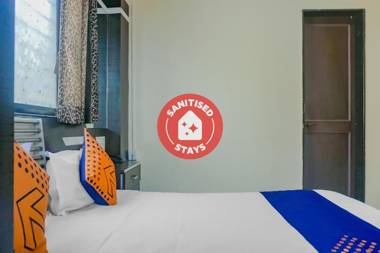 SPOT ON 76708 Shourya Lodge