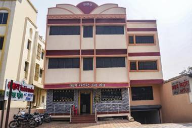 SPOT ON 79168 Akshay Lodge