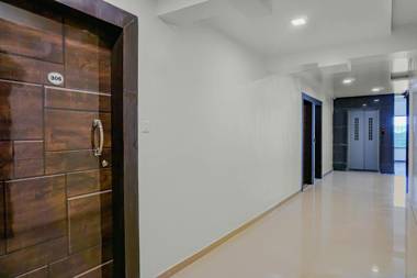 Oyo 68408 The White House