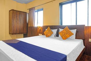 SPOT ON 82165 Ashwini Lodge