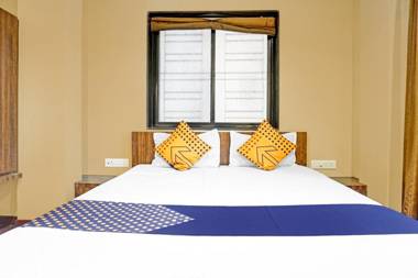 SPOT ON 82165 Ashwini Lodge