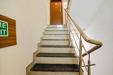 FabHotel Royal Inn NS