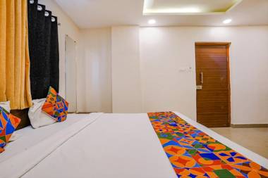 FabHotel Royal Inn NS