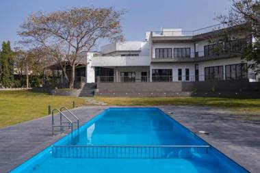 StayVista at Earth Song