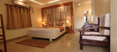 Hotel AR Pride Residency