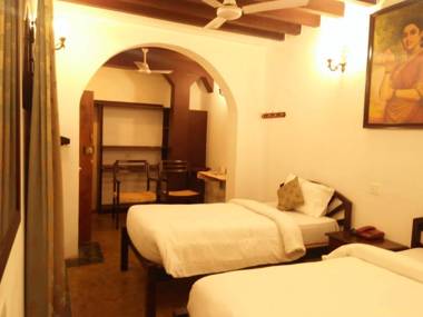 Esparan Heritage By Traditions Inn