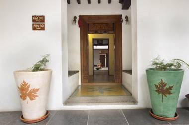 Esparan Heritage By Traditions Inn