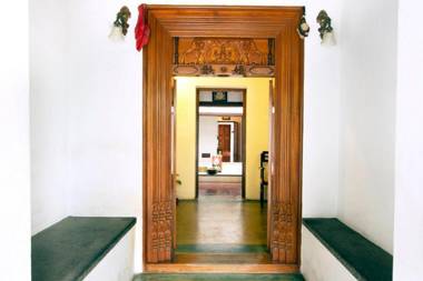 Esparan Heritage By Traditions Inn